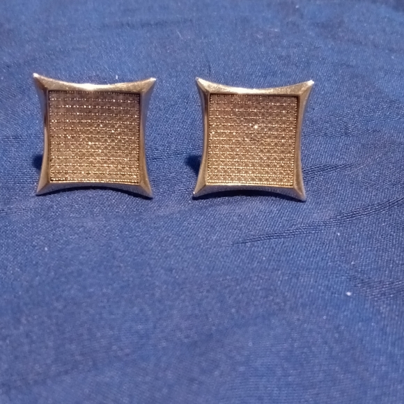 Sterling sliver earrings - Picture 1 of 1